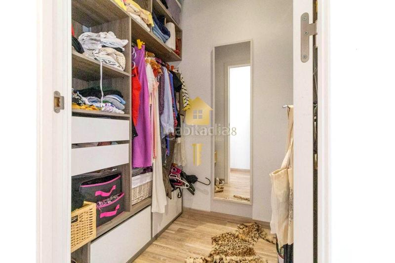 Foto 6e9681f3-c38e-4356-968b-566ce2b4b5de. Casa amb calefacció piscina a Carmençó Empuriabrava