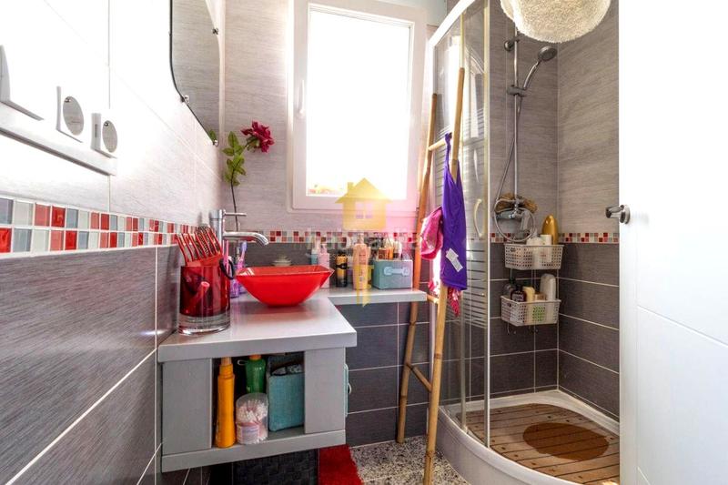 Foto 71323c19-58ae-41cd-8aa2-dbee357f313a. Casa amb calefacció piscina a Carmençó Empuriabrava