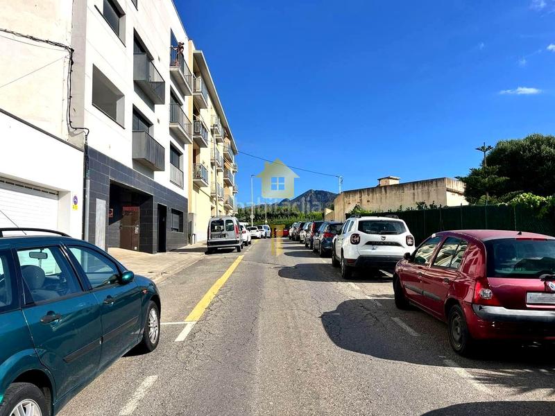 Foto a00b3886-08b4-445a-85a9-dc7c1c446c1b. Posto auto in Centre Roses