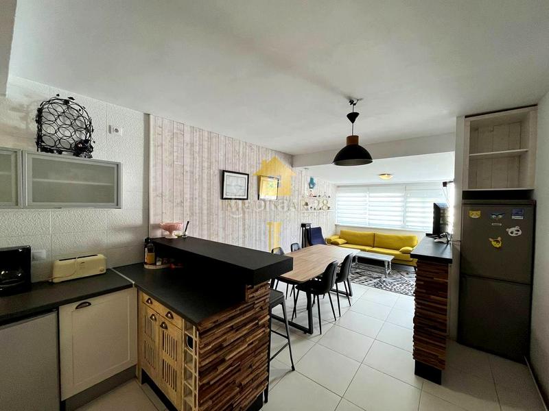 Foto 5eab29b4-ccee-4bcc-9839-ce64a6179196. Casa adosada  de 3 habitaciones totalmente reformada! en Roses