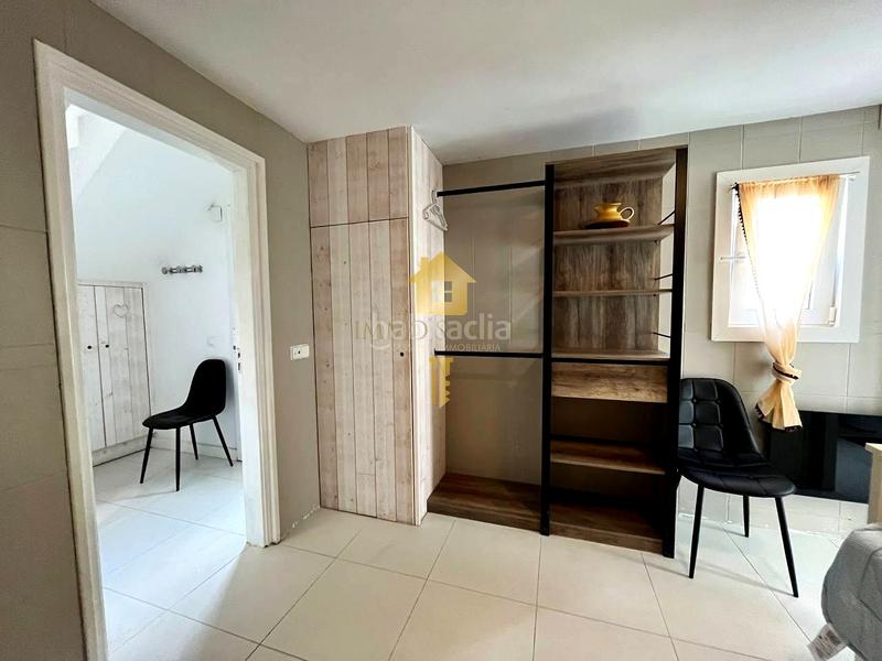 Foto 78387558-023a-4ed9-902c-a9b69ed78b84. Casa adosada  de 3 habitaciones totalmente reformada! en Roses