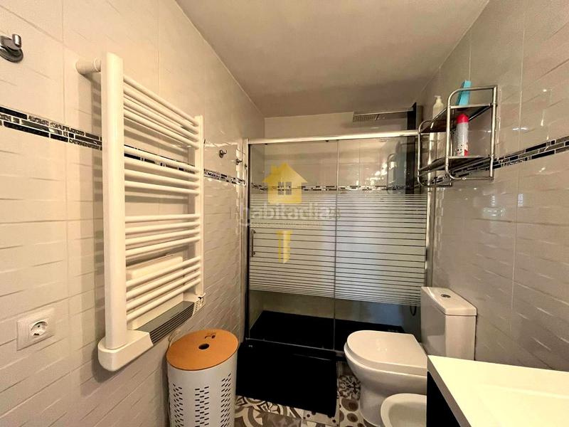 Foto ab317b7c-9ae4-4b38-925d-3047f8ff2228. Casa adosada  de 3 habitaciones totalmente reformada! en Roses