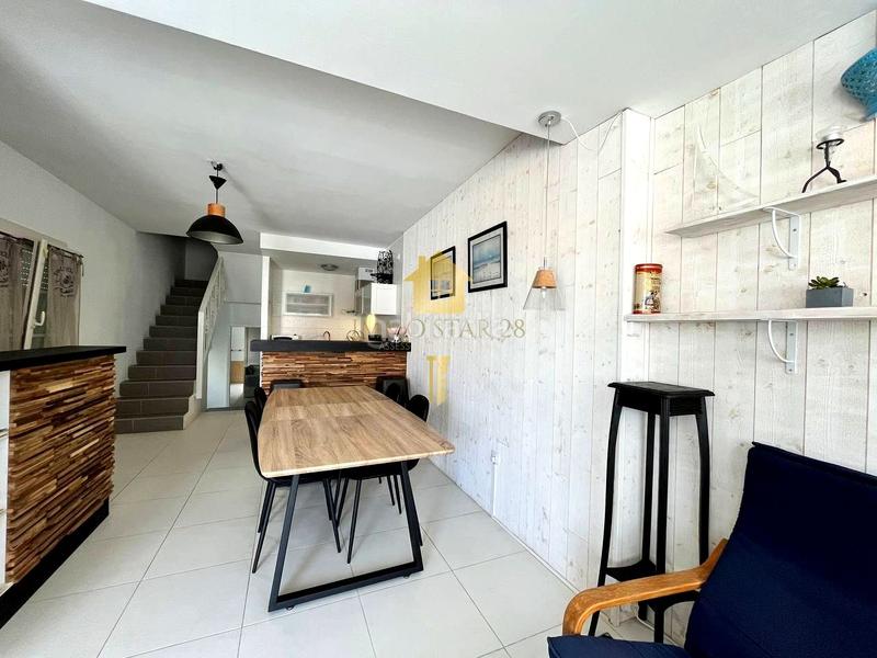 Foto e453d0e2-5f3b-4e7d-a2e7-e0cecc33d2e7. Casa adosada  de 3 habitaciones totalmente reformada! en Roses