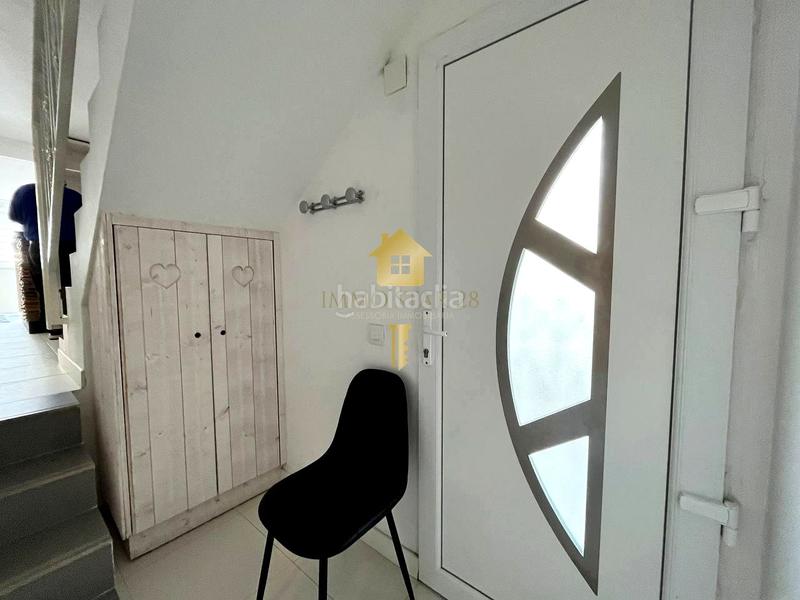 Foto ee572bee-bae6-46fb-bfc1-8107494aaa6b. Casa adosada  de 3 habitaciones totalmente reformada! en Roses