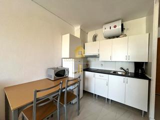 Affitto Monolocale  Carrer muga-delta. Solo alquiler opción compra! no alquiler!