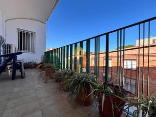 Pis  Carrer anicet de pagès. Apartamento de 4 habitaciones en el centro de figueres