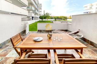 Planta baixa  Besalú roses. 159.900   planta baja con terraza y piscina en roses