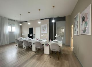 Miete Geschäftsraum  Carrer del castell de la trinitat. Se alquila local comercial de 80 m  céntrico y a segunda línea d