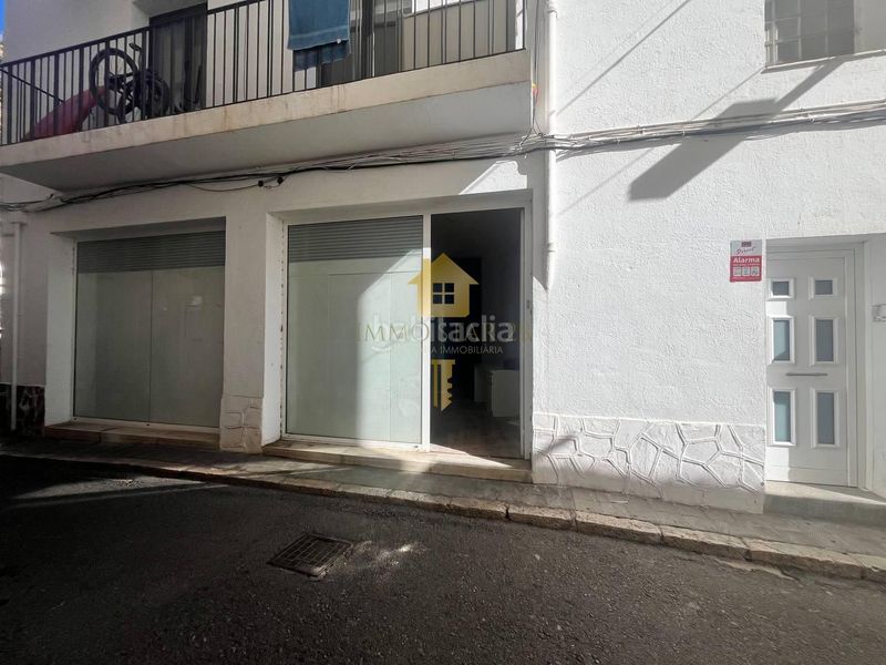 Foto cd13370f-d880-4923-9f1f-ae244aa8d52b. Lloguer local comercial a Centre Roses