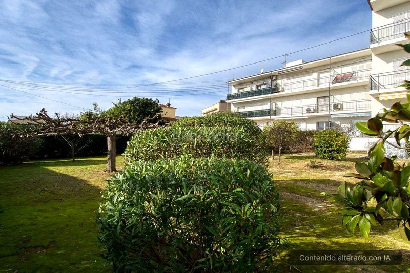 Foto e4832c23-dc1e-4fec-b786-cfd07c00712f. Planta baixa amb aparcament a Nord Roses