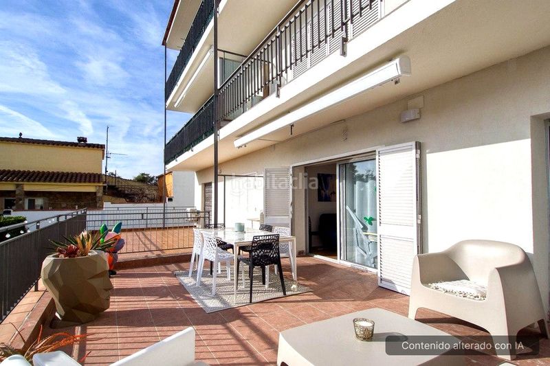 Foto f1b5f7ba-8593-4aa4-8ced-dce0b7ee5c77. Planta baixa amb aparcament a Nord Roses