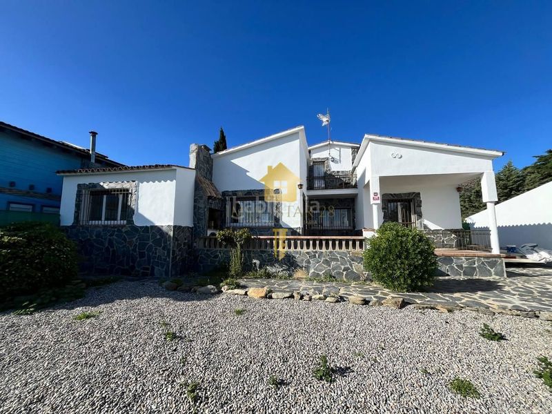 Foto 9c560cec-4ac1-422f-9eb4-26c03294e75c. Casa amb aparcament a Nord Roses