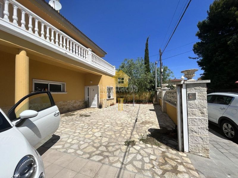 Foto 20b3572c-e105-4445-9266-d6d9856fa175. Casa amb calefacció aparcament a Sant Miquel de Fluvià