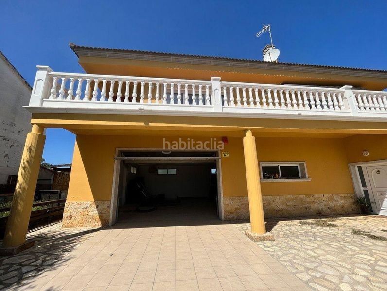 Foto a4e5a2e5-74cb-488f-bc15-f72875281875. Casa amb calefacció aparcament a Sant Miquel de Fluvià