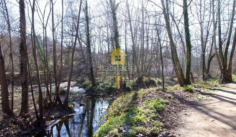 Foto 42fdb1b5-3c87-4656-affe-23cb594c7c70. Masía  en venta gran finca rústica con edificaciones tradicionales y amplio terreno agrícola y forestal en Olot