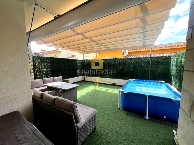 Foto d11c5a1e-e374-41a6-bb62-05710633134e. Casa adossada amb calefacció piscina a Palau-saverdera