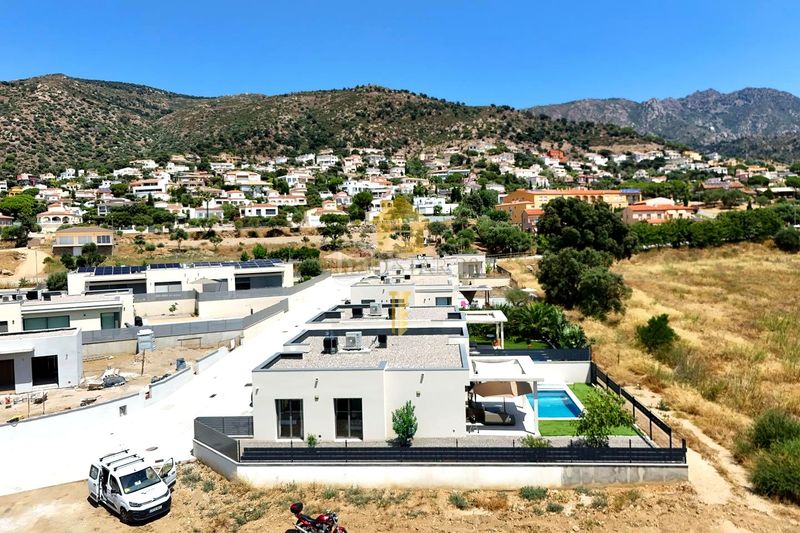 Foto c35d6b2b-52f0-4e12-8b4a-275bfe9ddf7b. Casa amb calefacció piscina a Palau-saverdera