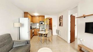 Planta baixa  Calle port joan. Apartamento en planta baja con licencia turistica