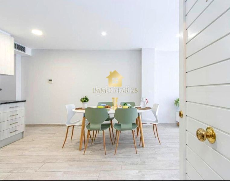 Foto ad49392e-13c2-4fb2-b8f3-761654a1db07. Rent flat in Centre Roses