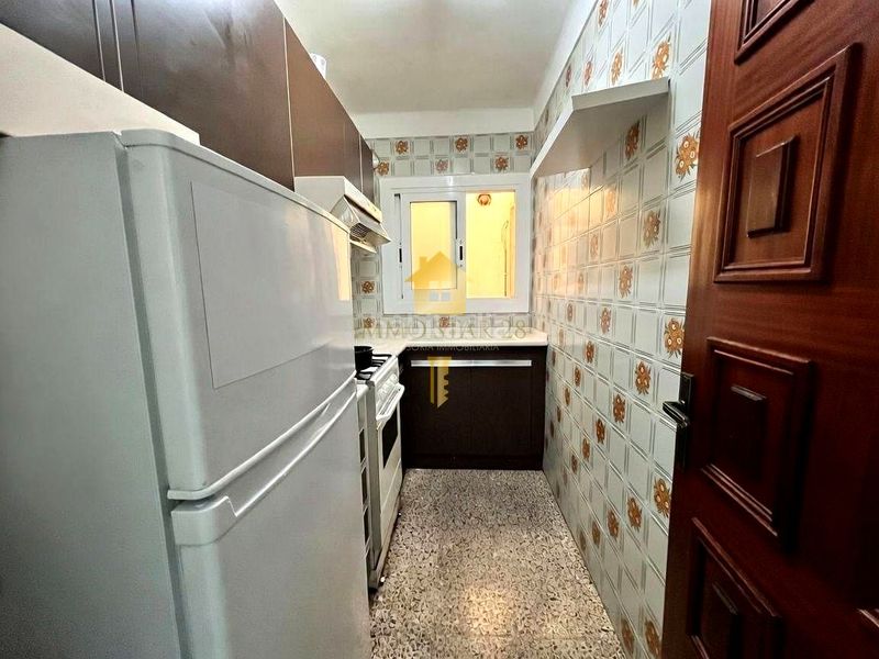 Foto 807d40ee-f1ed-4dd7-b83c-25d88b5db460. Rent flat in Centre Roses