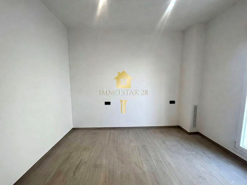 Foto f069f433-5e08-4860-83bb-7e4863e988f4. Alquiler piso alquiler anual de 2 habitaciones en pleno centro en Roses