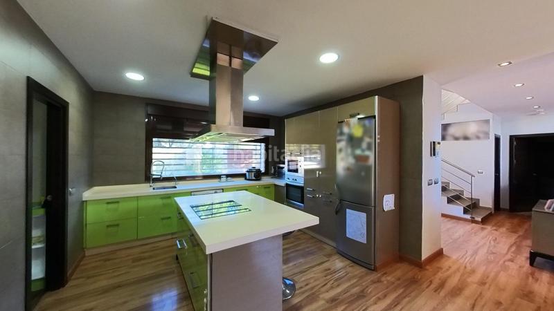Foto e8d955aa-93ee-449f-aa97-0876ef0eaa60. Chalet  de lujo modernidad y naturaleza se unen en Córdoba