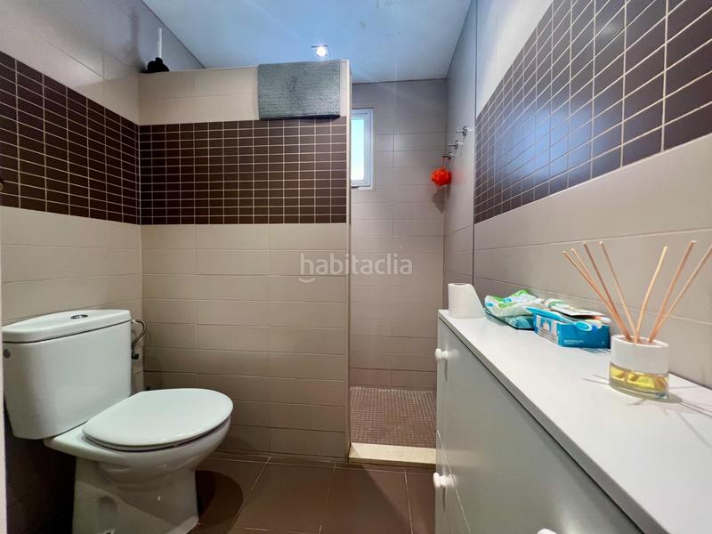 Foto 0c2beb04-956b-4f34-bfec-f89c59986fc8. Piso amplio piso a solo 450 metros de la playa en Fuengirola