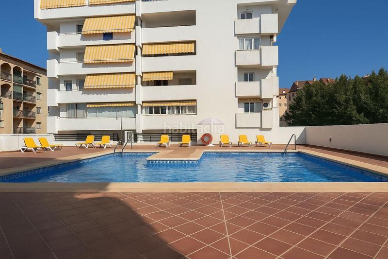 Foto 7022962d-26c3-4c44-9c67-41d9a414b609. Piso amplio piso a solo 450 metros de la playa en Fuengirola