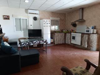 Masia a El Higuerón. Tu hogar a un paso de la ciudad, ideal como segunda residencia