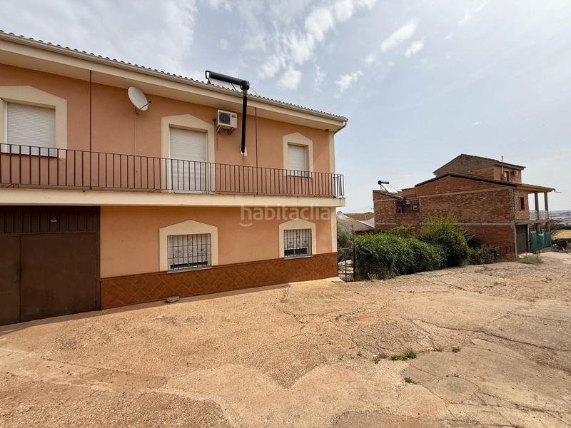 Foto b5611f3a-a046-4aed-a288-faa53ebc7479. Casa amplia casa de 342 m con huerto, dos viviendas independientes y terraza con vistas no hipotecable en Córdoba