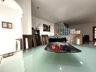 Maison  Cervantes. Casa con encanto en espiel, ideal para familias o inversores.