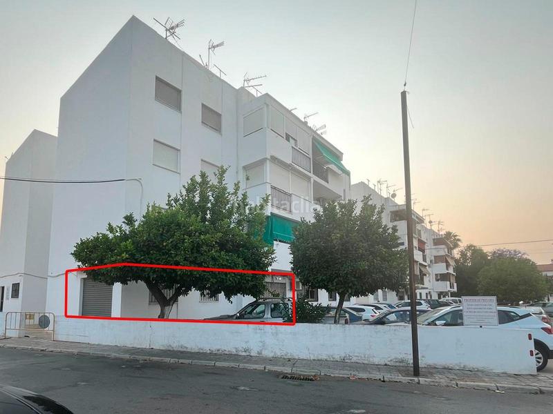 Foto be8792f2-b01d-40c3-b5e4-935029045fe9. Piso vivienda en esquina con entrada independiente y opción de negocio en Almodóvar del Río