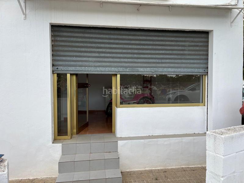 Foto d18986a1-593b-4312-8dd8-2455dc444c6e. Piso vivienda en esquina con entrada independiente y opción de negocio en Almodóvar del Río