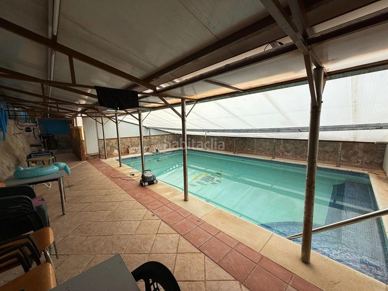 Foto 1367e53a-5e2b-4594-a4b3-9f57be598957. Chalet exclusivo chalet independiente en vía augusta con piscina y amplio jardín en Écija