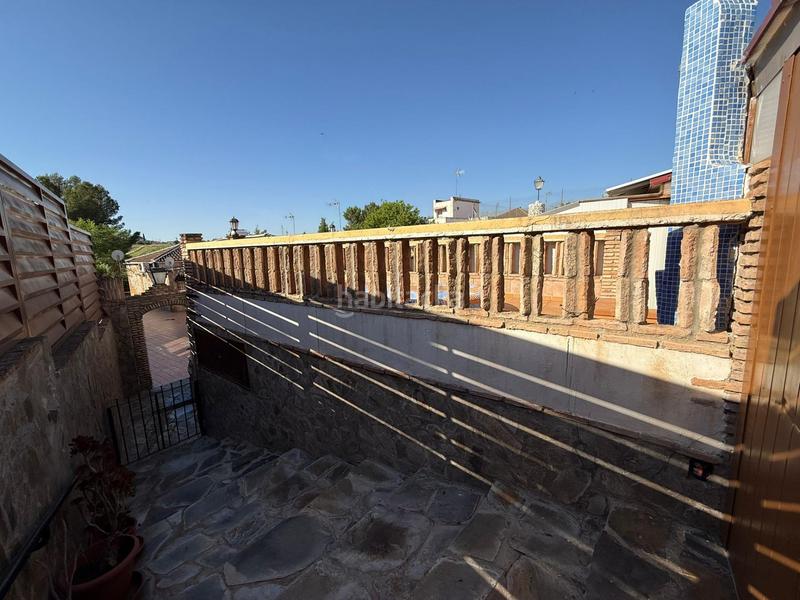 Foto 15002aa0-d408-4efb-bf52-b13fa536c042. Chalet exclusivo chalet independiente en vía augusta con piscina y amplio jardín en Écija