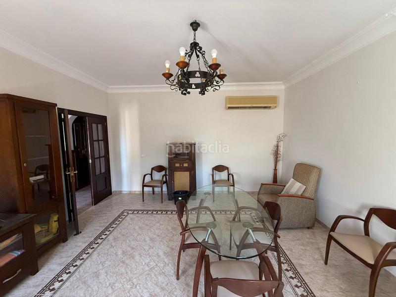 Foto 81997cac-8686-40e2-9e0c-404add66aa33. Chalet exclusivo chalet independiente en vía augusta con piscina y amplio jardín en Écija