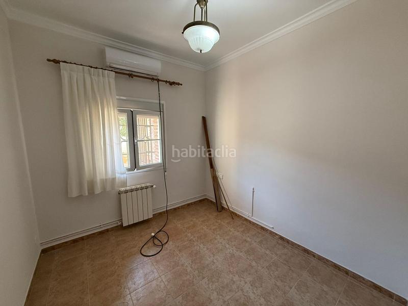 Foto c32cca05-c88d-4c82-a300-164edb183871. Chalet exclusivo chalet independiente en vía augusta con piscina y amplio jardín en Écija