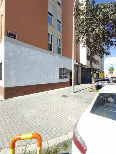 Foto f19ee1ff-5bc9-41ef-b1ad-3603cc5cc230. Parking coche plaza de aparcamiento en el arenal en Córdoba