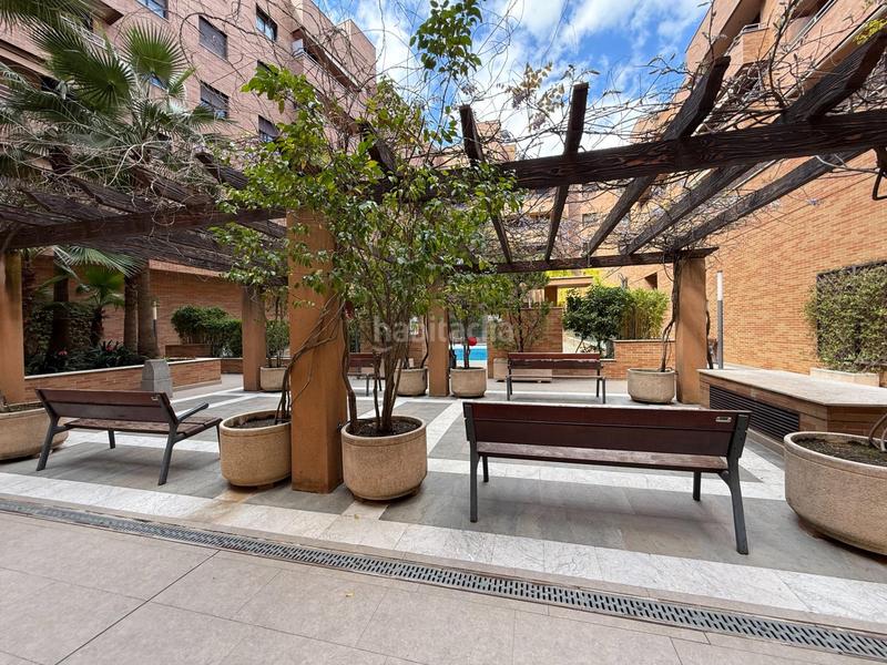 Foto c28ceae4-b723-4960-803a-b80b71d30d88. Piso en calle teresa de calcuta 3 exclusivo piso de 2 dormitorios con terraza, patio privado y piscina comunitaria. en Córdoba