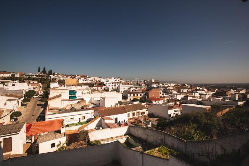 Foto 7c658a9b-2d8c-4fdd-9612-5da52d2055f3. Dúplex en calle bécquer 44 dúplex con encanto , a un paso de su majestuoso castillo en Almodóvar del Río