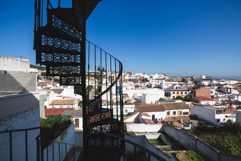 Foto b86ed8ee-b064-4f5d-aa98-63f1a3617639. Dúplex en calle bécquer 44 dúplex con encanto , a un paso de su majestuoso castillo en Almodóvar del Río