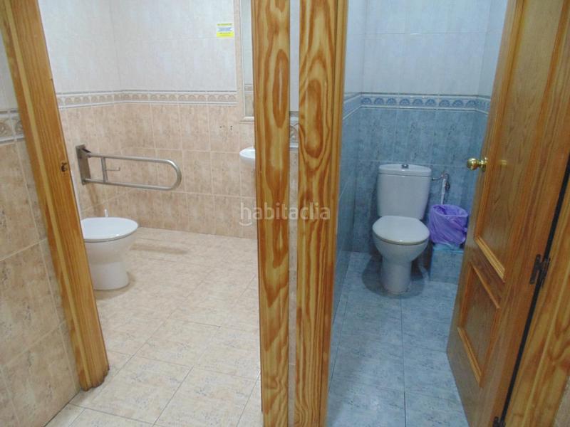 Foto ebbed6e5-0259-4698-868d-e00ba16ca7a8. Local comercial te presentamos 2 grandes opciones, negocio en funcionamiento, convertible en 3 apartamentos. en Córdoba