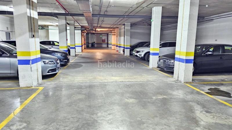 Foto 935b6403-39e3-4980-ab7d-b6b9f9440179. Parking coche oportunidad única de adquirir plaza de garaje en el edificio los jardines de la sierra 1! en Córdoba