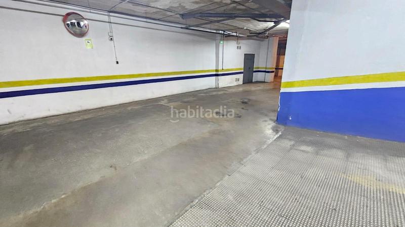 Foto d8f9a5d7-98b8-4e96-b038-ed11506f6312. Parking coche oportunidad única de adquirir plaza de garaje en el edificio los jardines de la sierra 1! en Córdoba