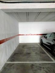 Parking coche en Arroyo del Moro - Noreña. Cochera en arollo del moro