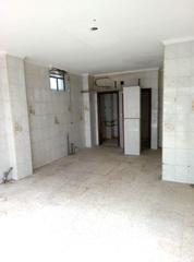 Local Comercial a Sector Sur. Local a reformar de 2 plantas y en esquina. parking incluido. av