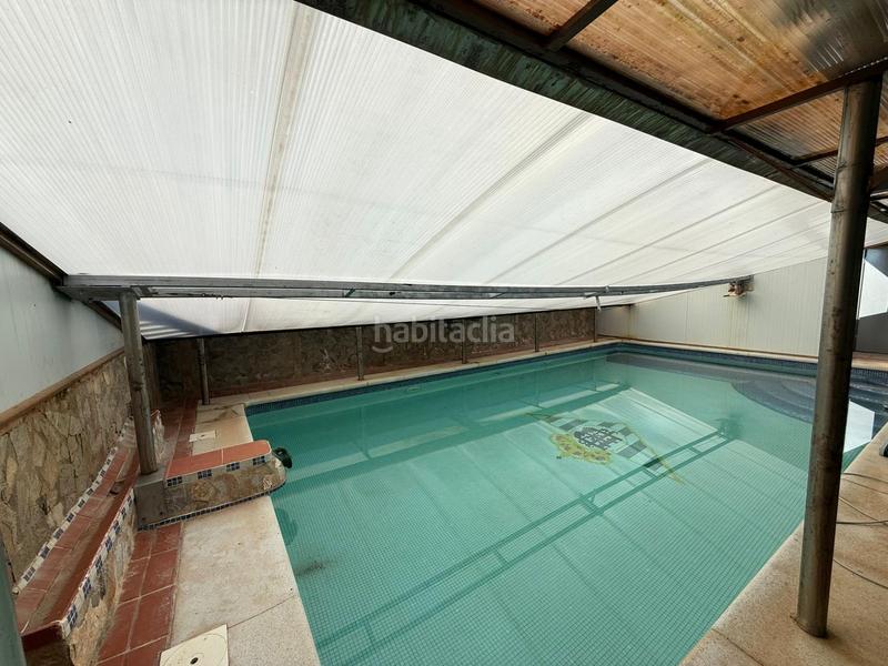 Foto 75d9d932-1ac2-4352-9d9e-fb3c0eda634f. Chalet avec chauffage parking piscine dans Écija