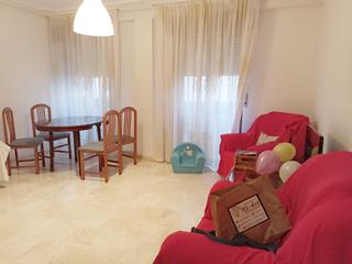 Piso en Ollerías - San Cayetano. Almogavares proximo al vial