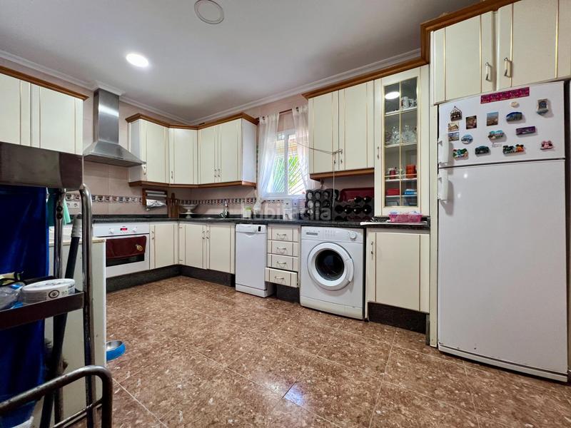 Foto fb295096-2727-4fa0-a274-ccd3343d5a40. Chalet with heating parking pool in Alcolea Córdoba