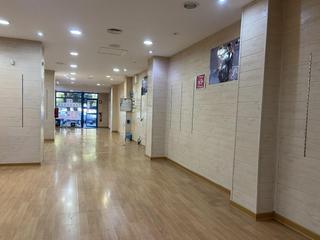 Lloguer Local Comercial a Viñuela - Rescatado. Local en avenida de barcelona. alta visibilidad y con abundante